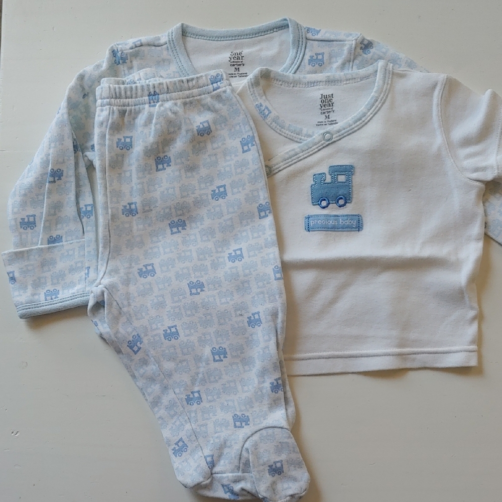 3/$10 Baby Blue Train Print Outfit Set